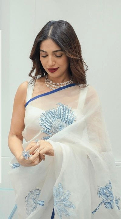 Indigo feathered canopy