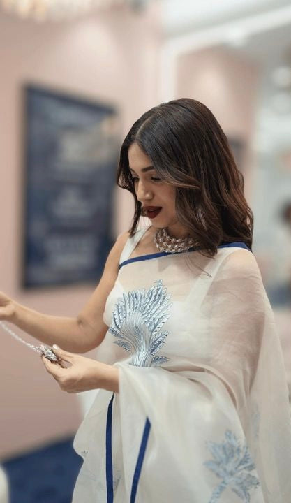 Indigo feathered canopy