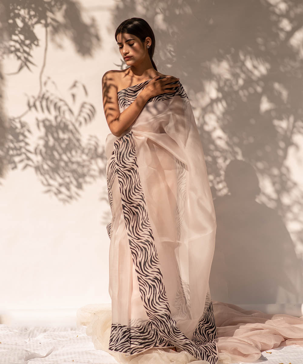 Motion Dazzle saree 2